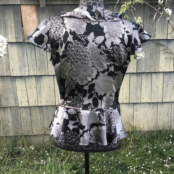 Worthington Black and Silver Floral Blouse - Petite Medium - Picture 5 of 8